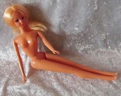 vintage barbie clone dolls